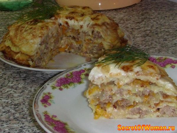 Кабачковый тортик с овощами и мясом
